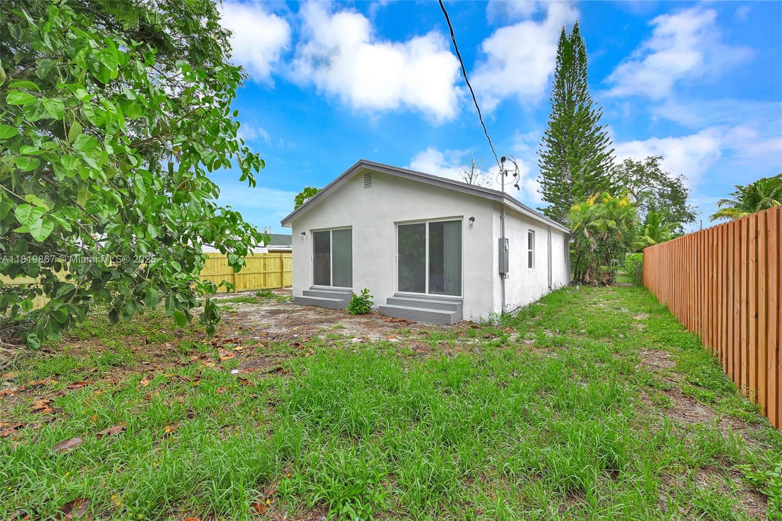 127 NE 8th St, Pompano Beach, Florida image 5