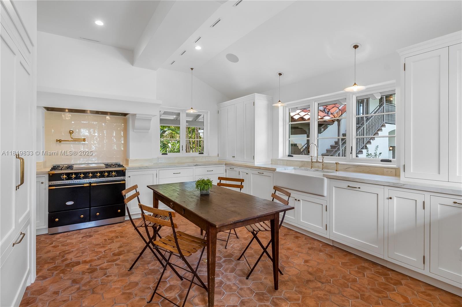 1225 N Greenway Dr, Coral Gables, Florida image 11