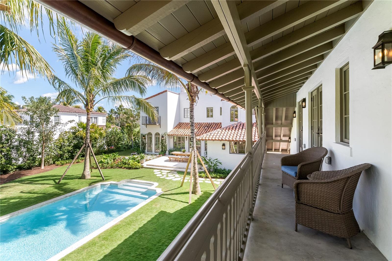 1225 N Greenway Dr, Coral Gables, Florida image 30