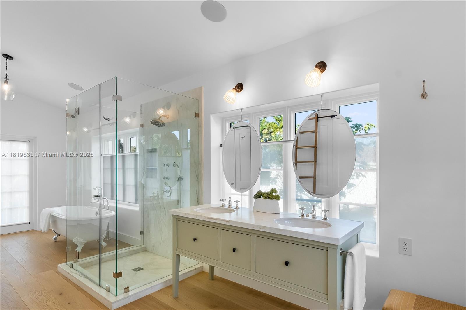 1225 N Greenway Dr, Coral Gables, Florida image 39