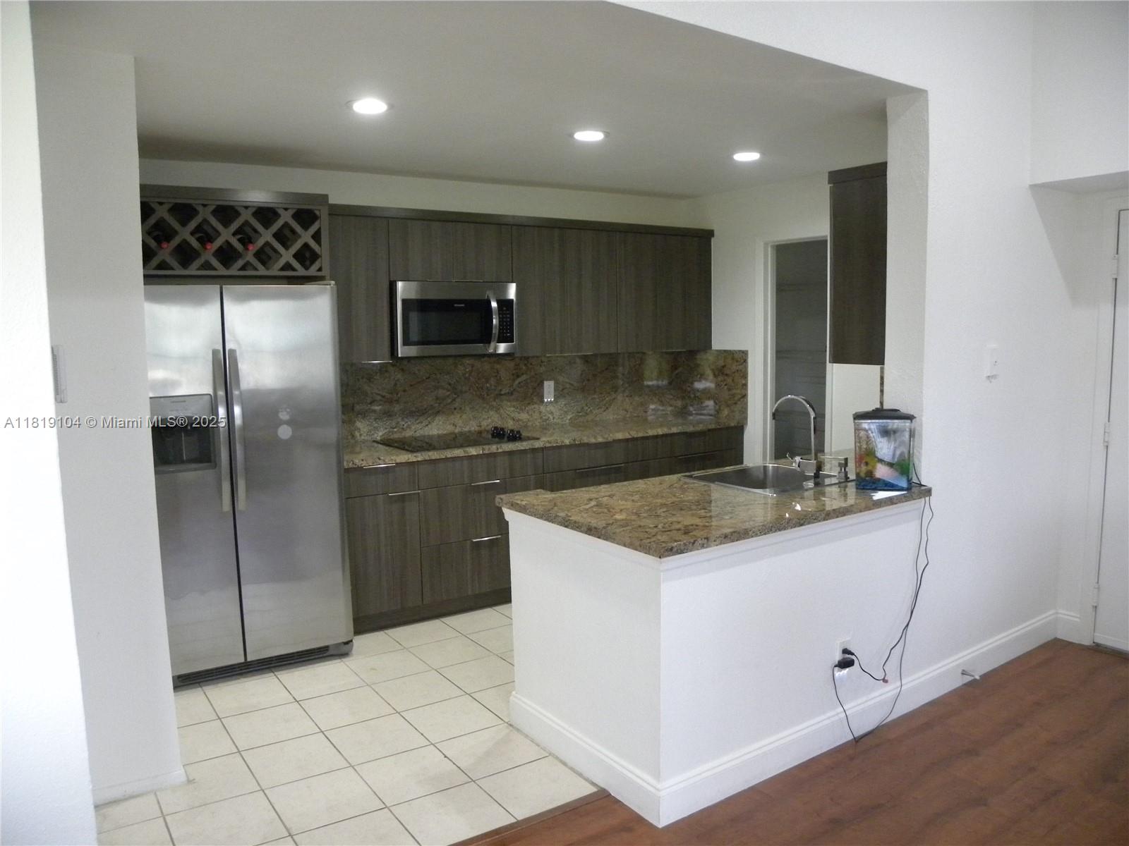 Property photo # 8