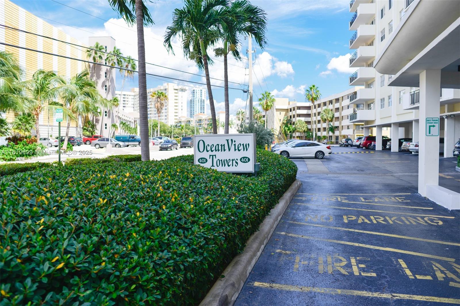 401 Golden Isles Dr #613, Hallandale Beach, Florida image 2