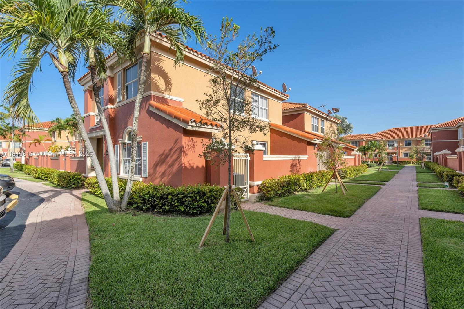 11438 NW 62nd Ter #218, Doral, Florida image 2