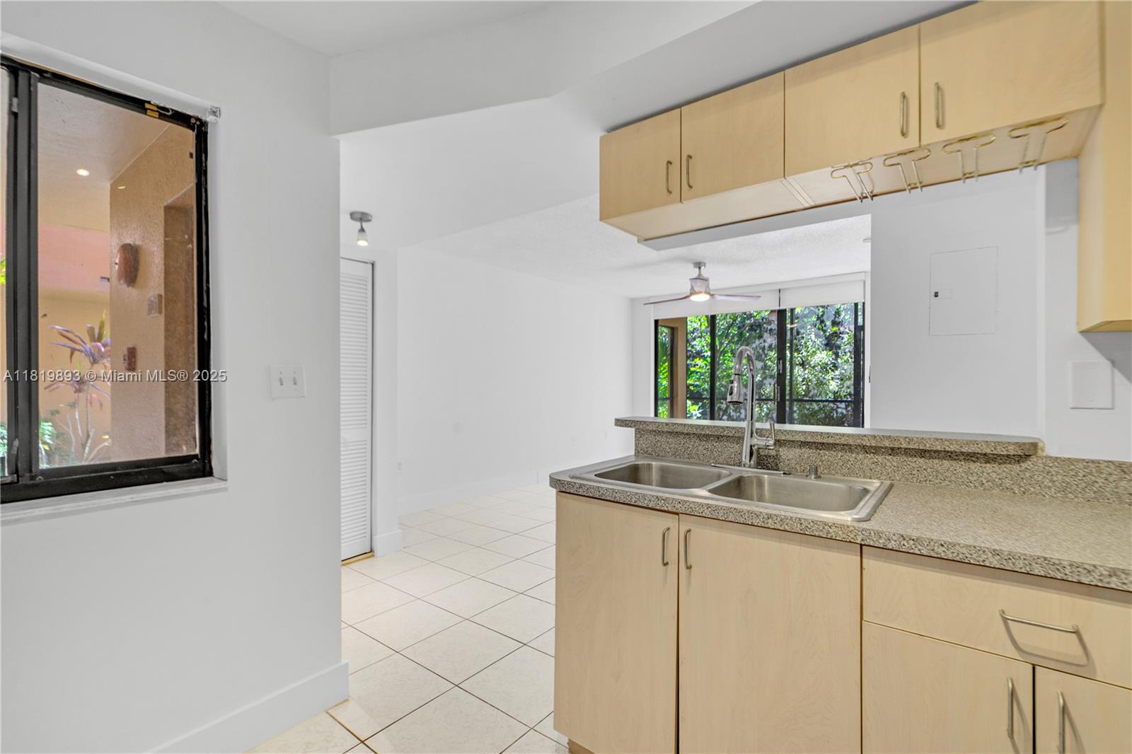 15495 N Miami Lakeway N #101, Miami Lakes, Florida image 7