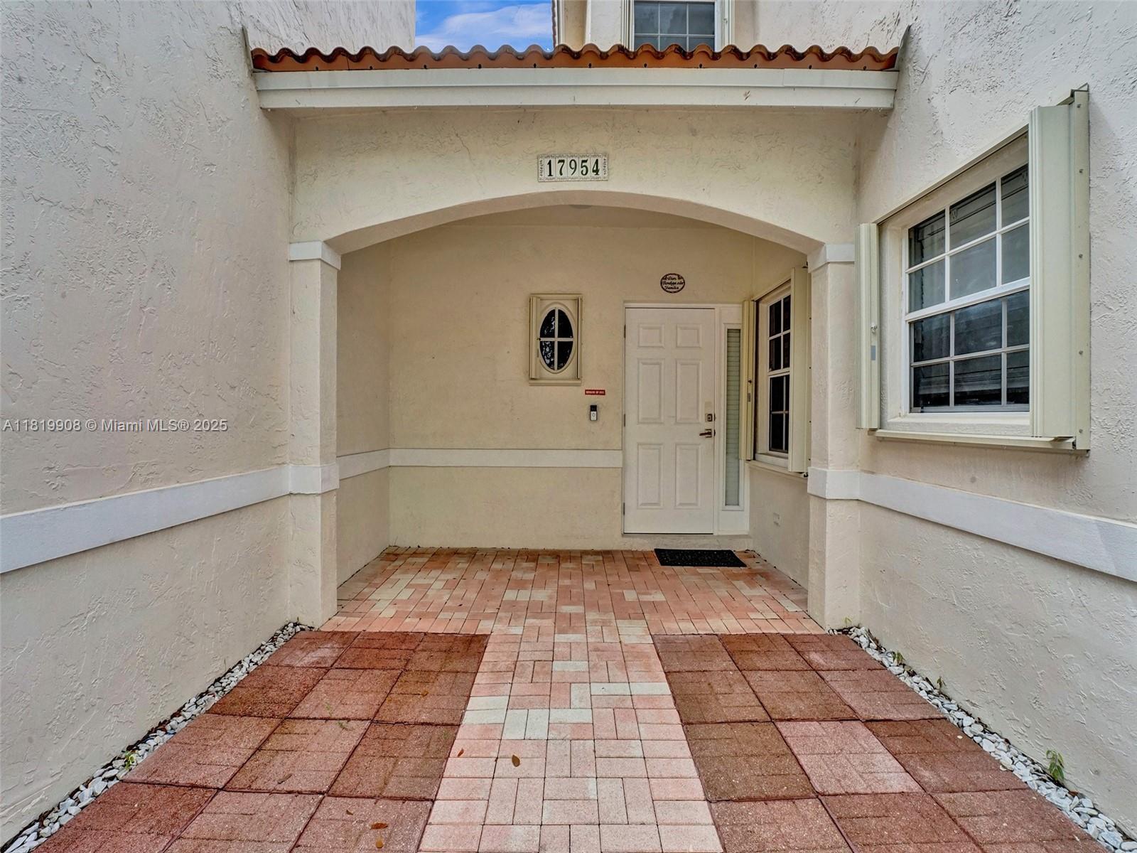 Property photo # 9