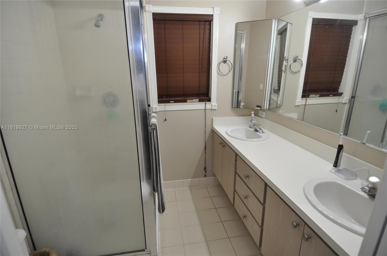 Property photo # 9