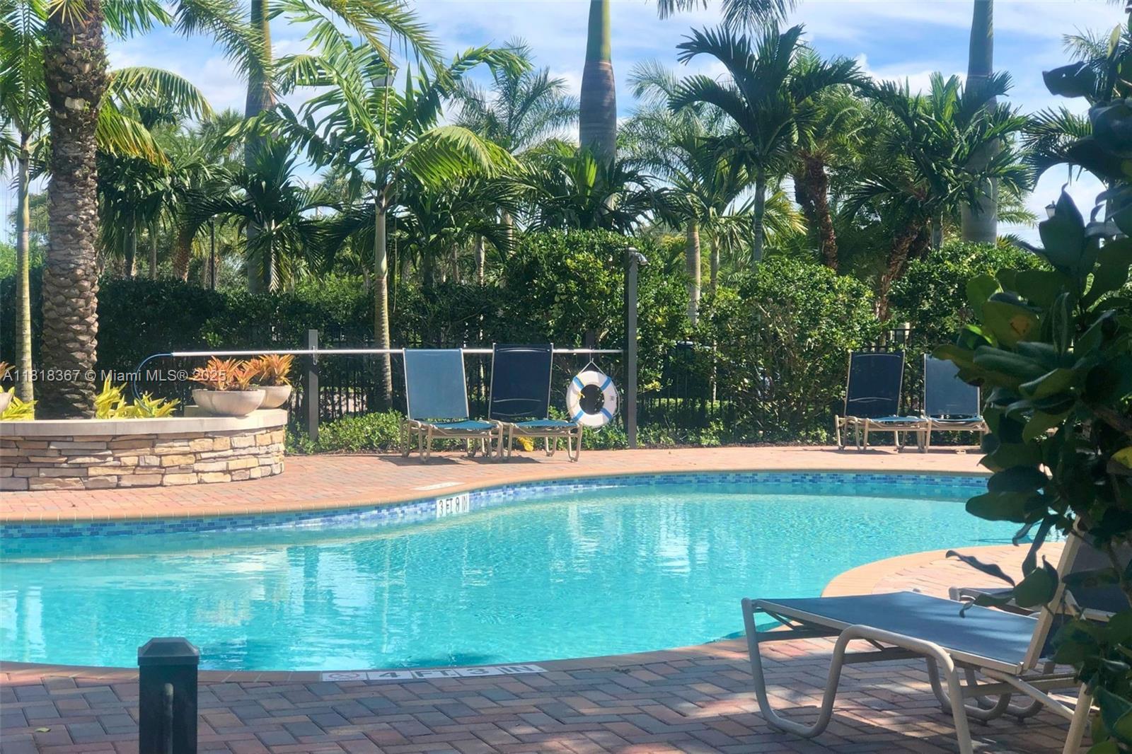 122 SW 127th Ter, Plantation, Florida image 2