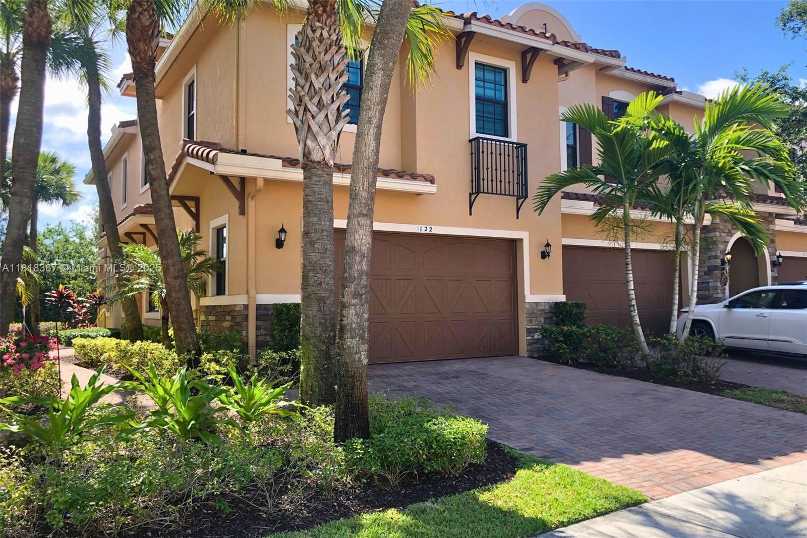 122 SW 127th Ter, Plantation, Florida image 4