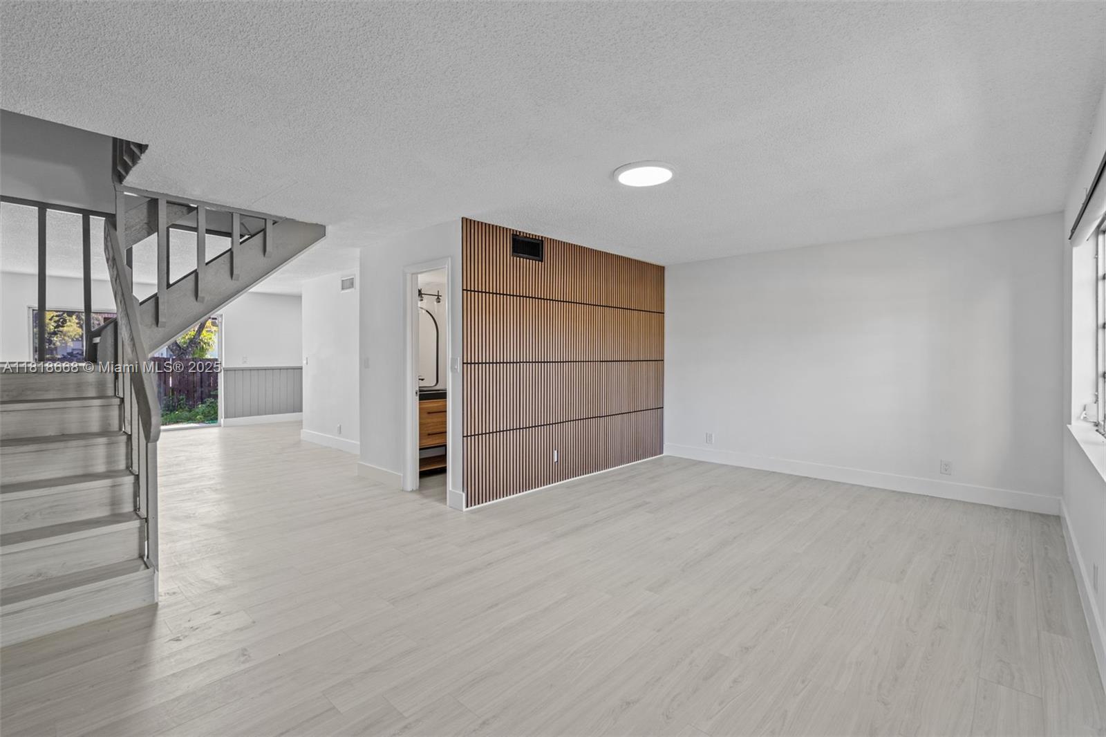 7175 Nova Drive #303, Davie, Florida image 16