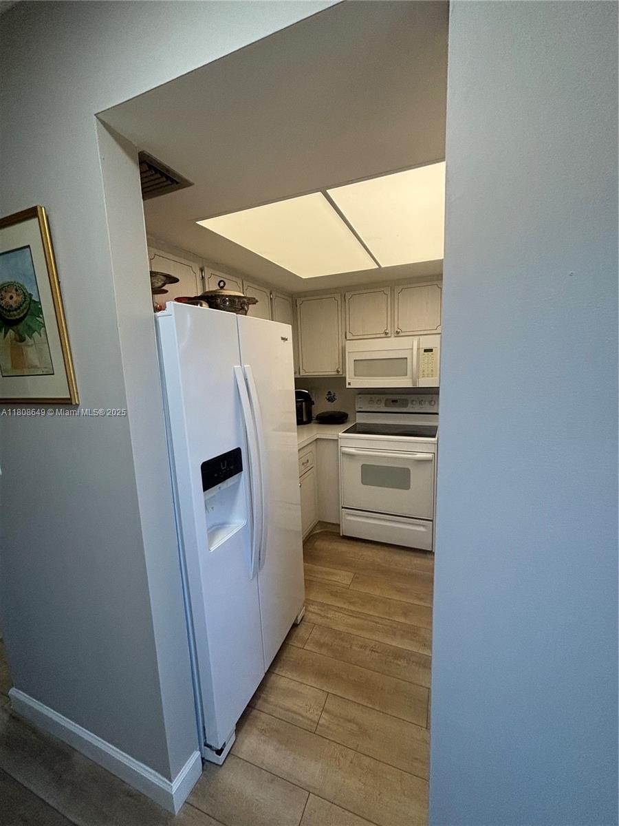 2929 SE Ocean Blvd #125-3, Stuart, Florida image 3