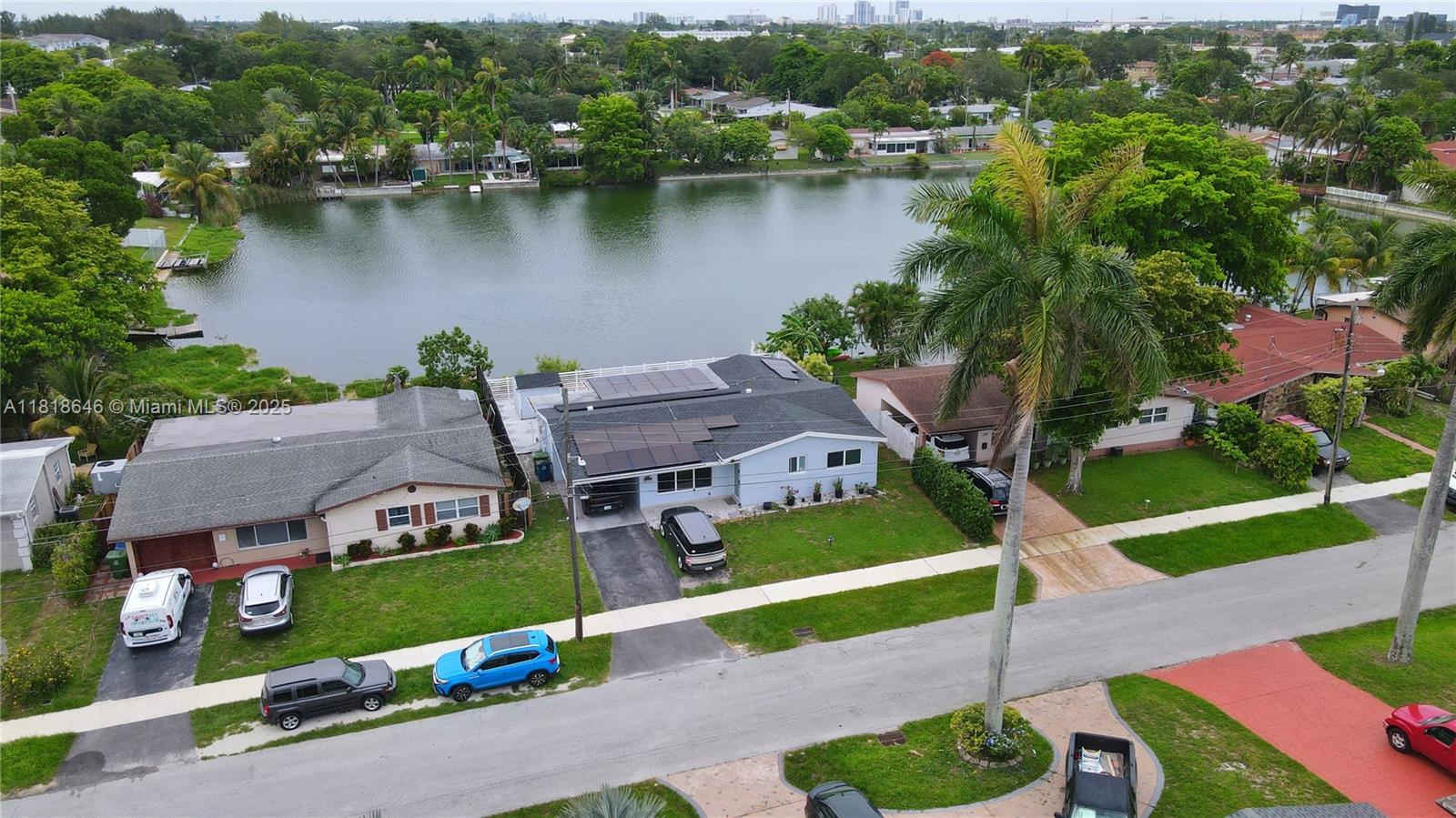 728 SW 4th St, Hallandale Beach, Florida image 17