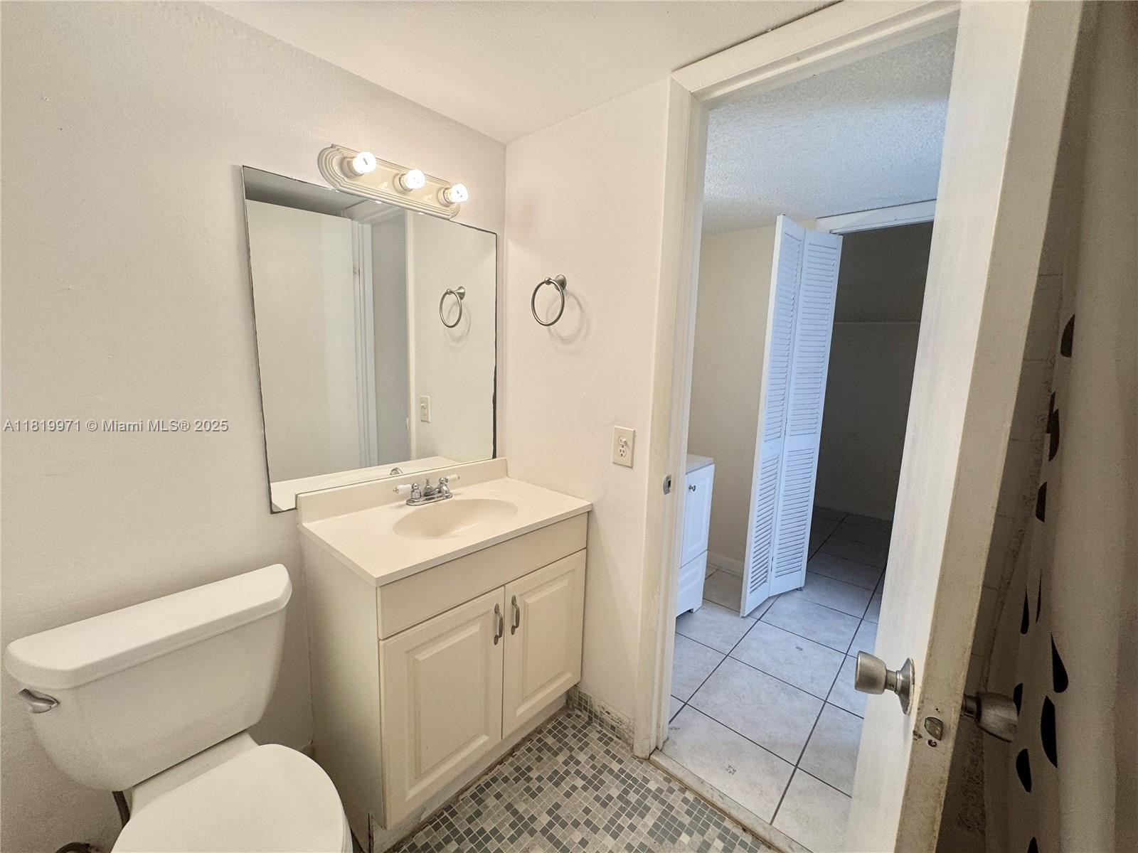 16508 NE 26th Ave #201, North Miami Beach, Florida image 19