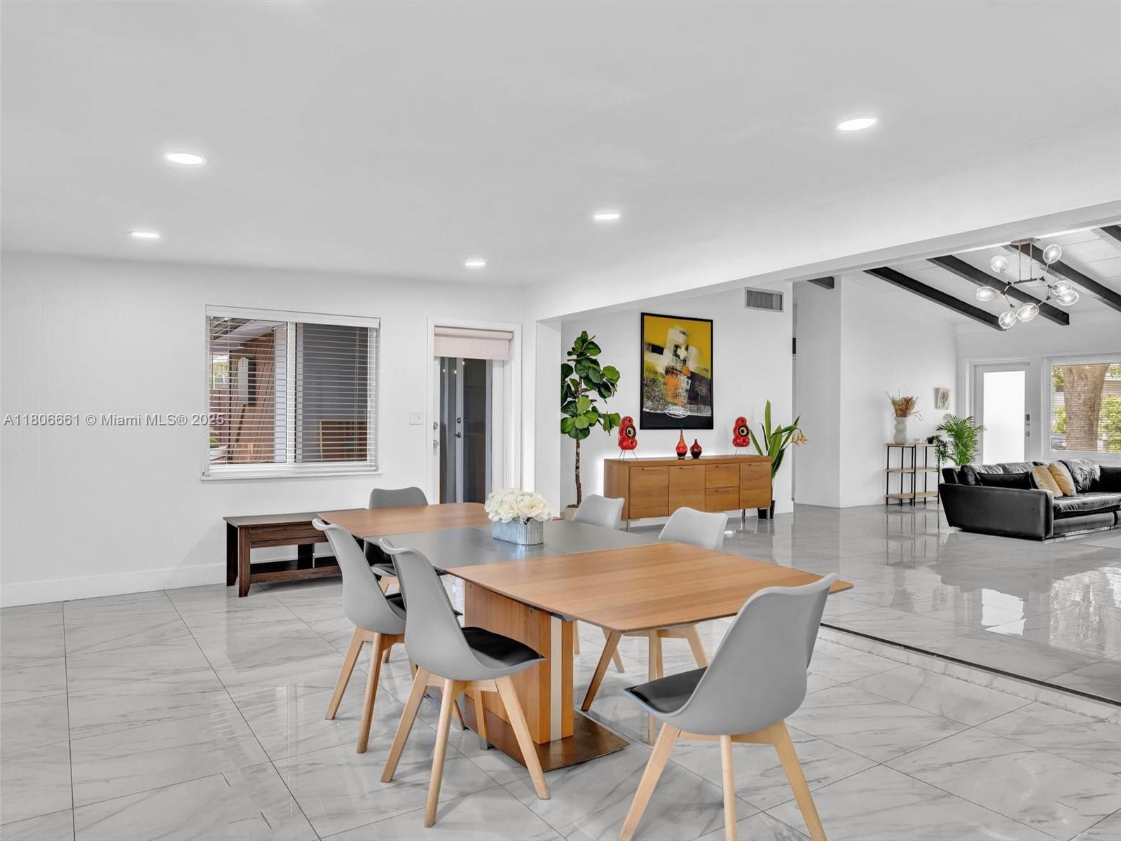 2454 W Nassau Ln, Fort Lauderdale, Florida image 16