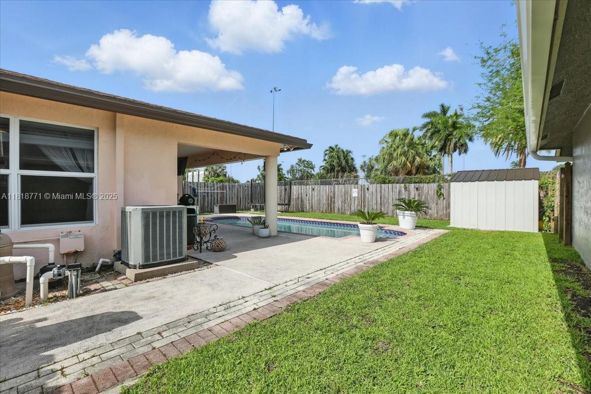 5874 SW 97th Ter, Cooper City, Florida image 23