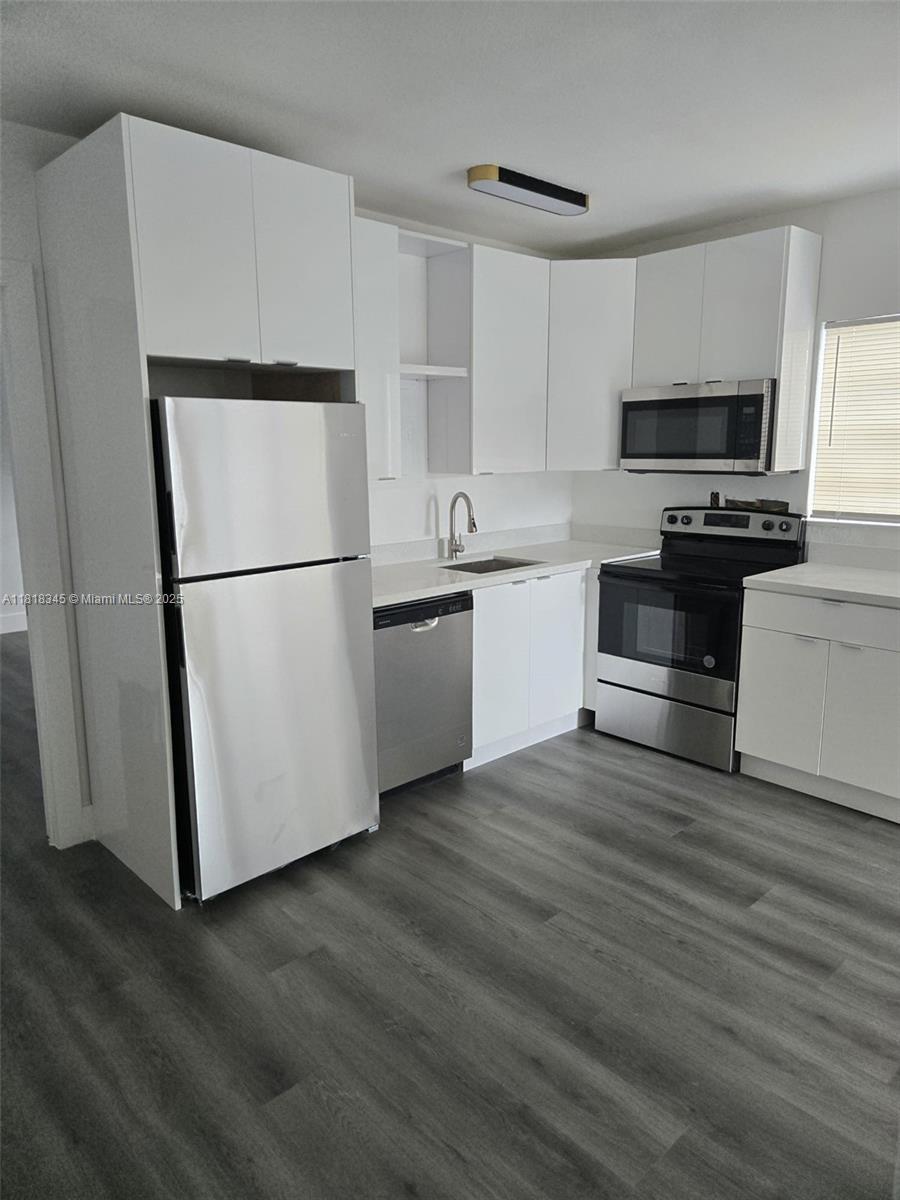 2617 NW 23rd Ave, Miami, Florida image 2
