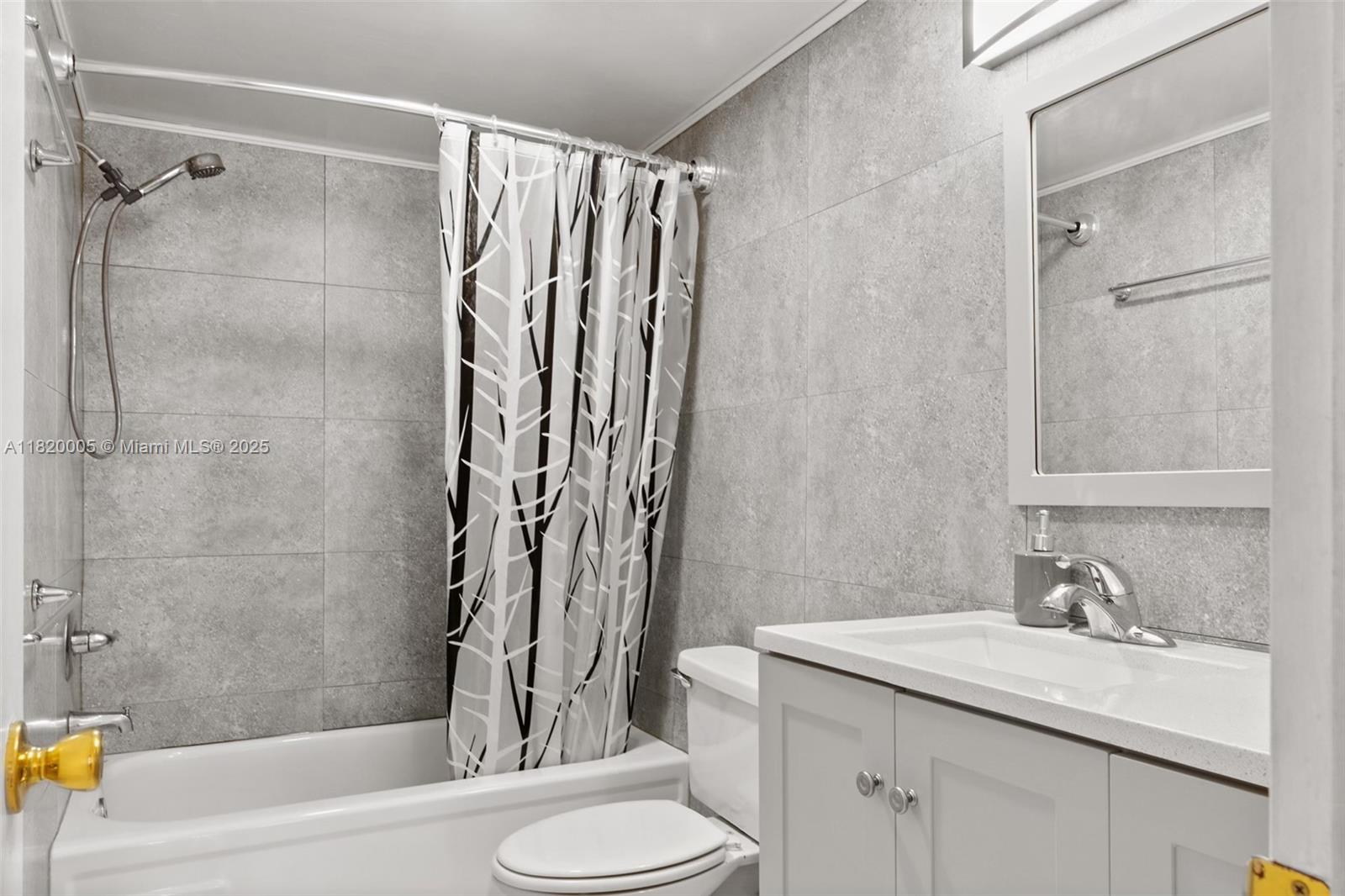 1849 S Ocean Dr #410, Hallandale Beach, Florida image 13