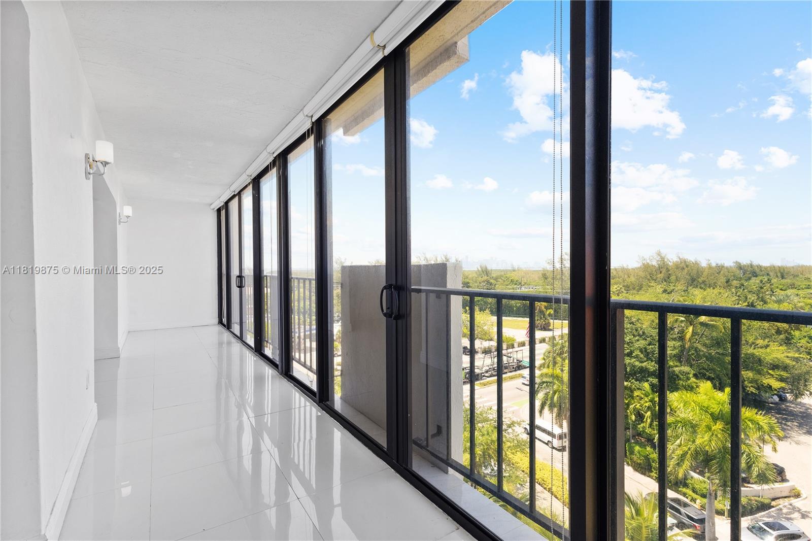 77 Crandon Blvd #8A, Key Biscayne, Florida image 14