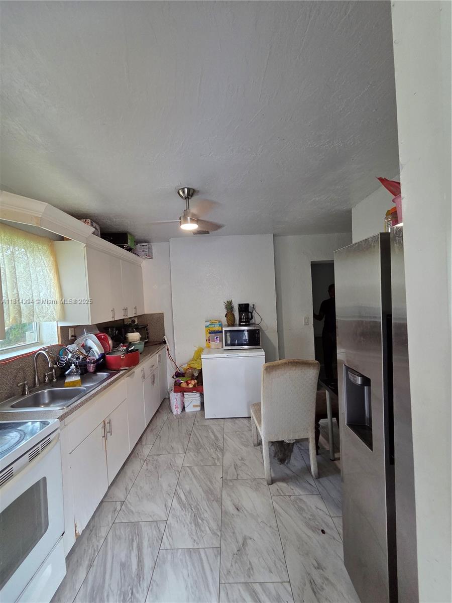 Residential, Miami, Florida image 10
