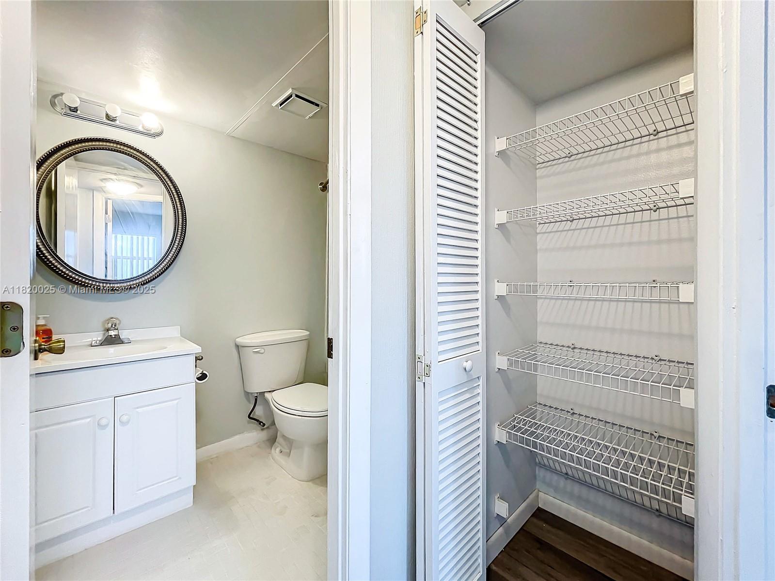 9850 Sunrise Lakes Blvd #212, Sunrise, Florida image 19