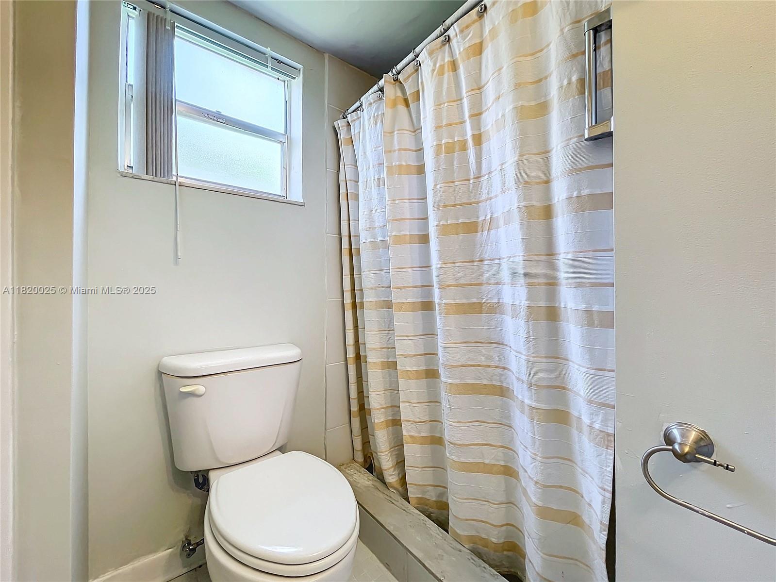 9850 Sunrise Lakes Blvd #212, Sunrise, Florida image 22