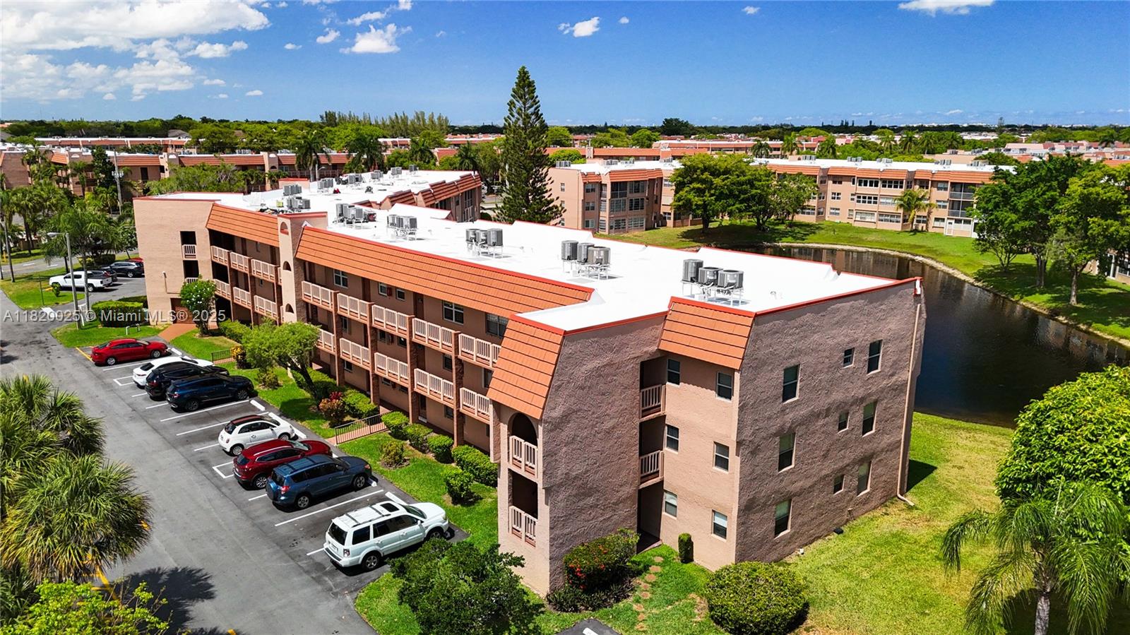 9850 Sunrise Lakes Blvd #212, Sunrise, Florida image 29