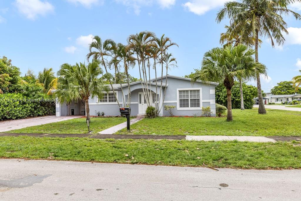 1561 NW 62nd Ter, Sunrise, Florida image 1