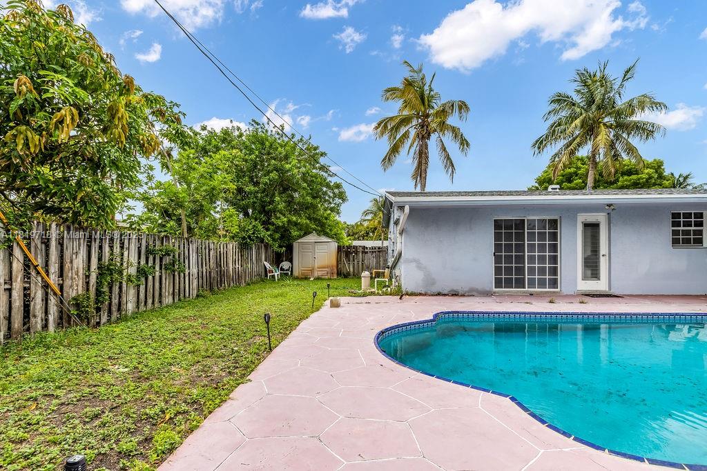 1561 NW 62nd Ter, Sunrise, Florida image 17