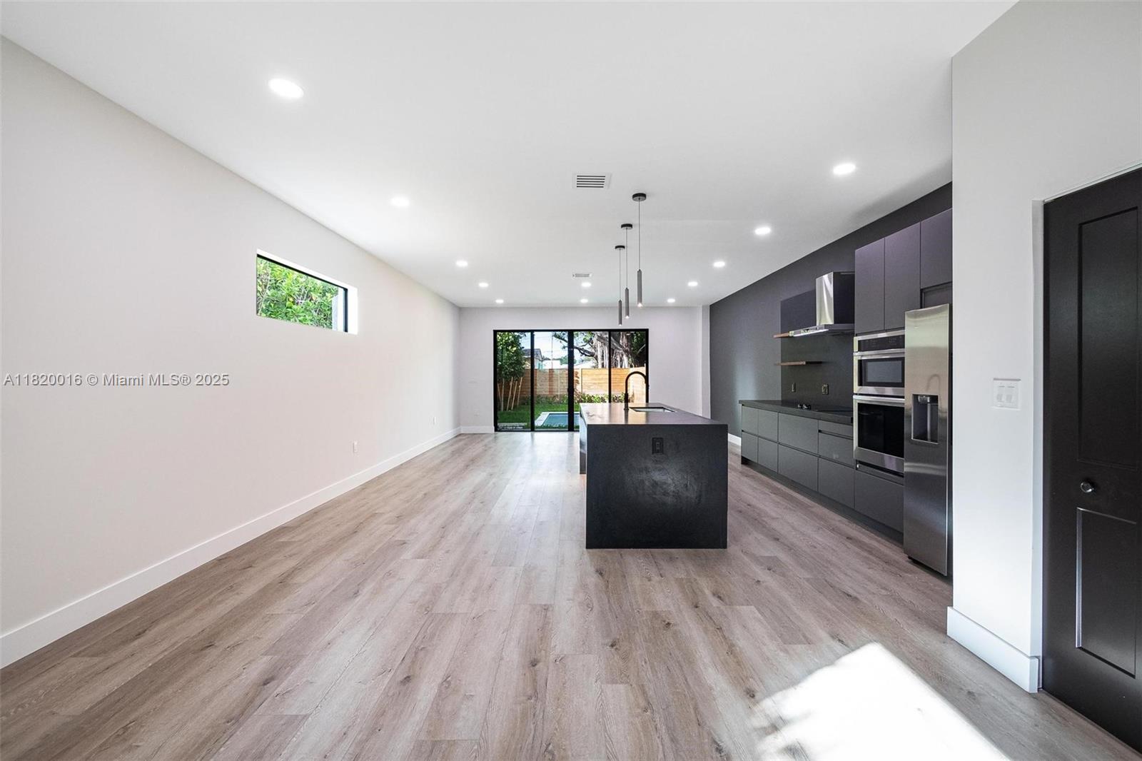 535 NW 52nd St, Miami, Florida image 15
