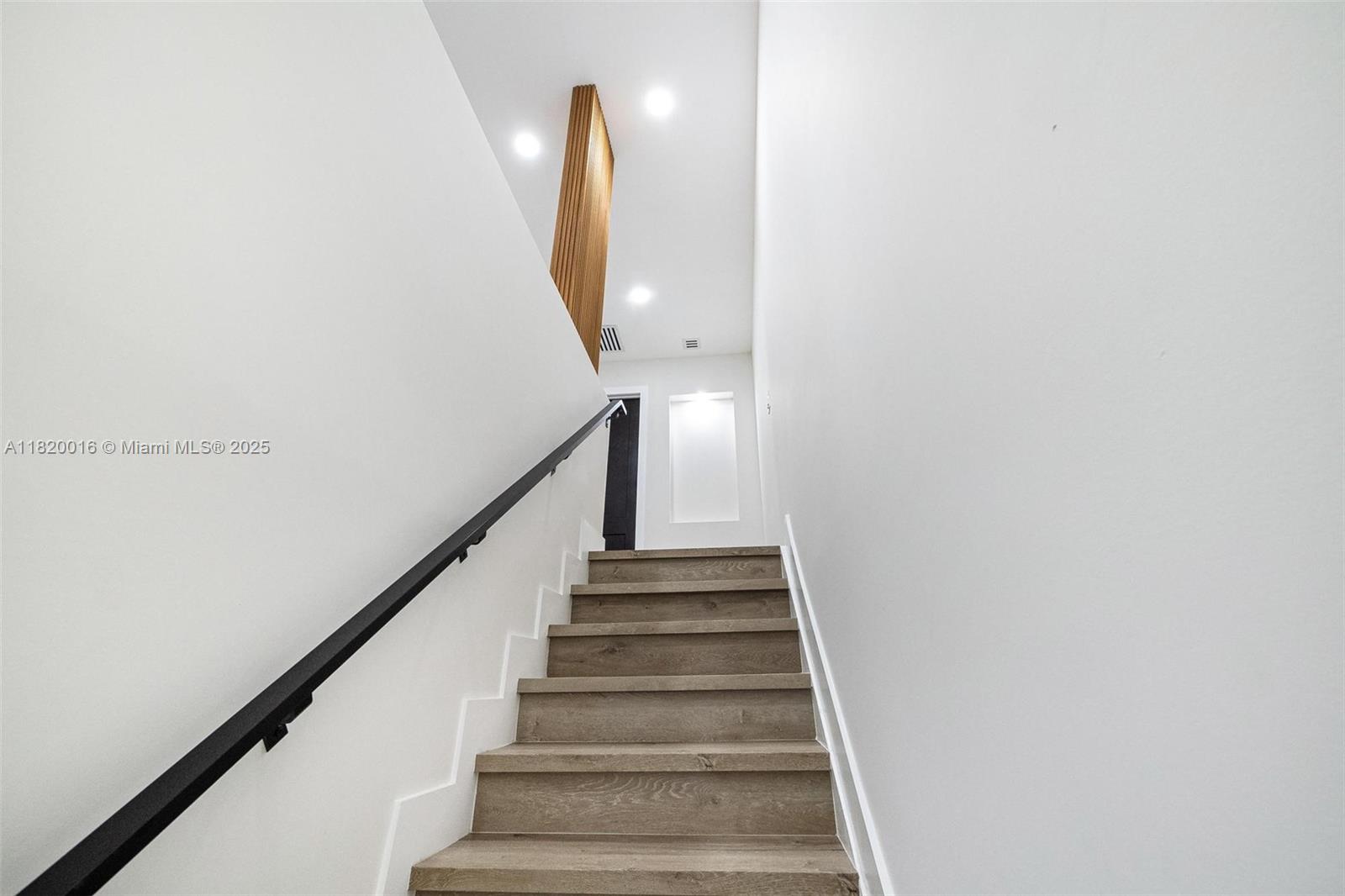 535 NW 52nd St, Miami, Florida image 25