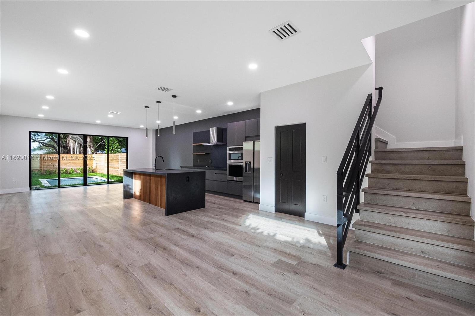 535 NW 52nd St, Miami, Florida image 26