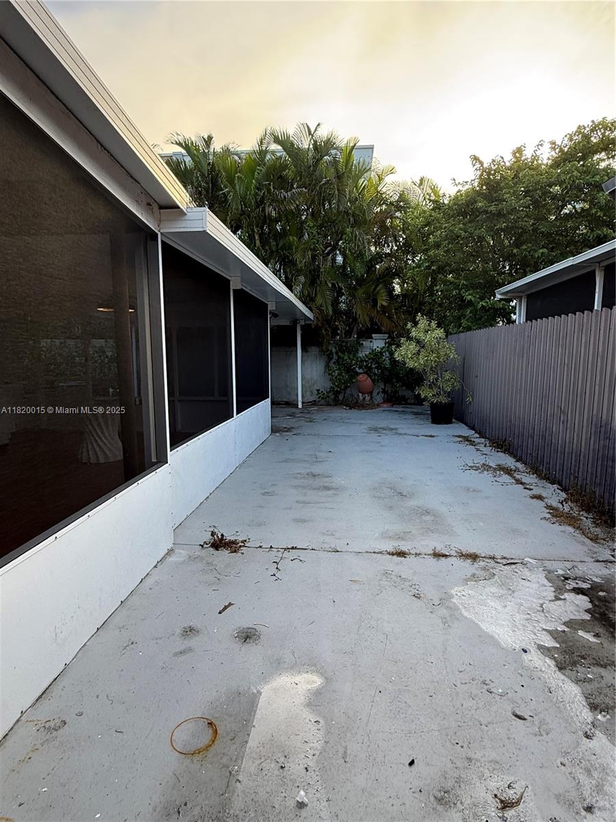 25116 SW 129th Pl, Homestead, Florida image 35