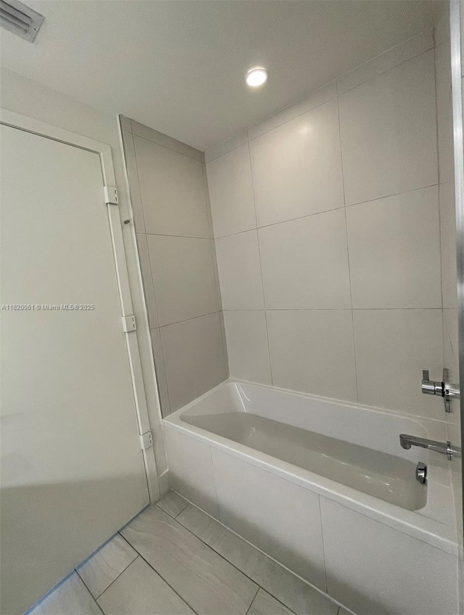 2000 Metropica Way #504, Sunrise, Florida image 35