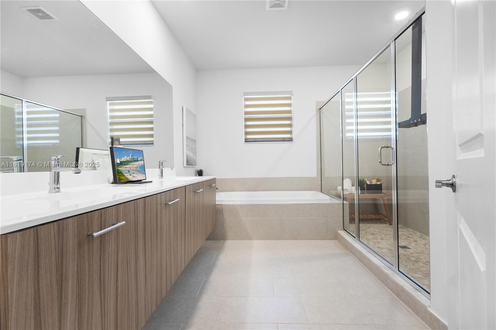 17540 SW 46th St, Miramar, Florida image 43