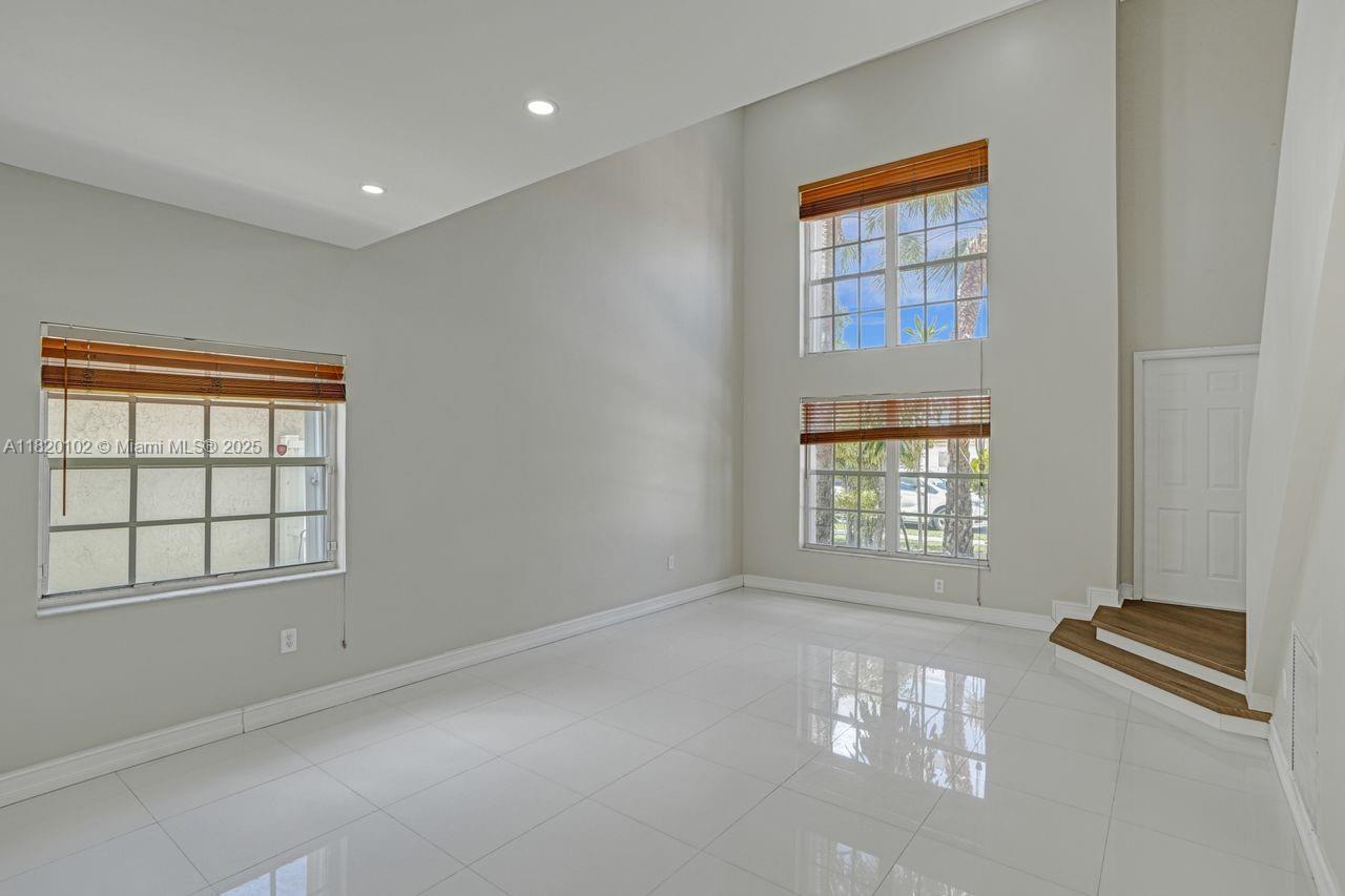164 Granada Ave, Weston, Florida image 7