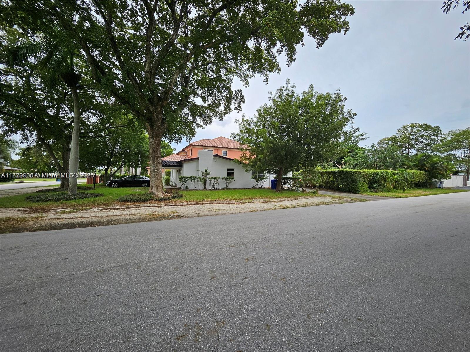 700 NE 7th St, Pompano Beach, Florida image 5