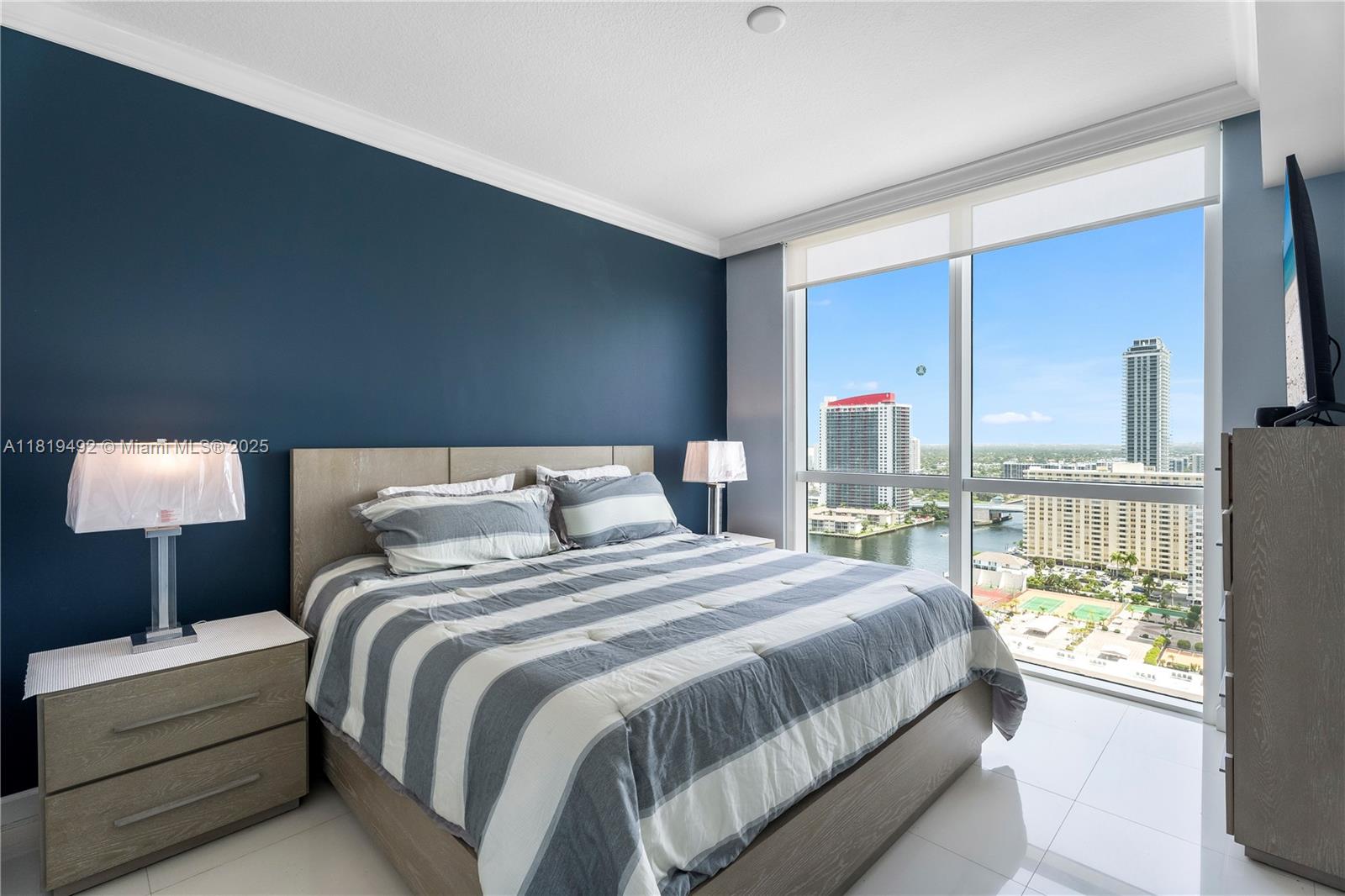 1945 S Ocean Dr #2209, Hallandale Beach, Florida image 9