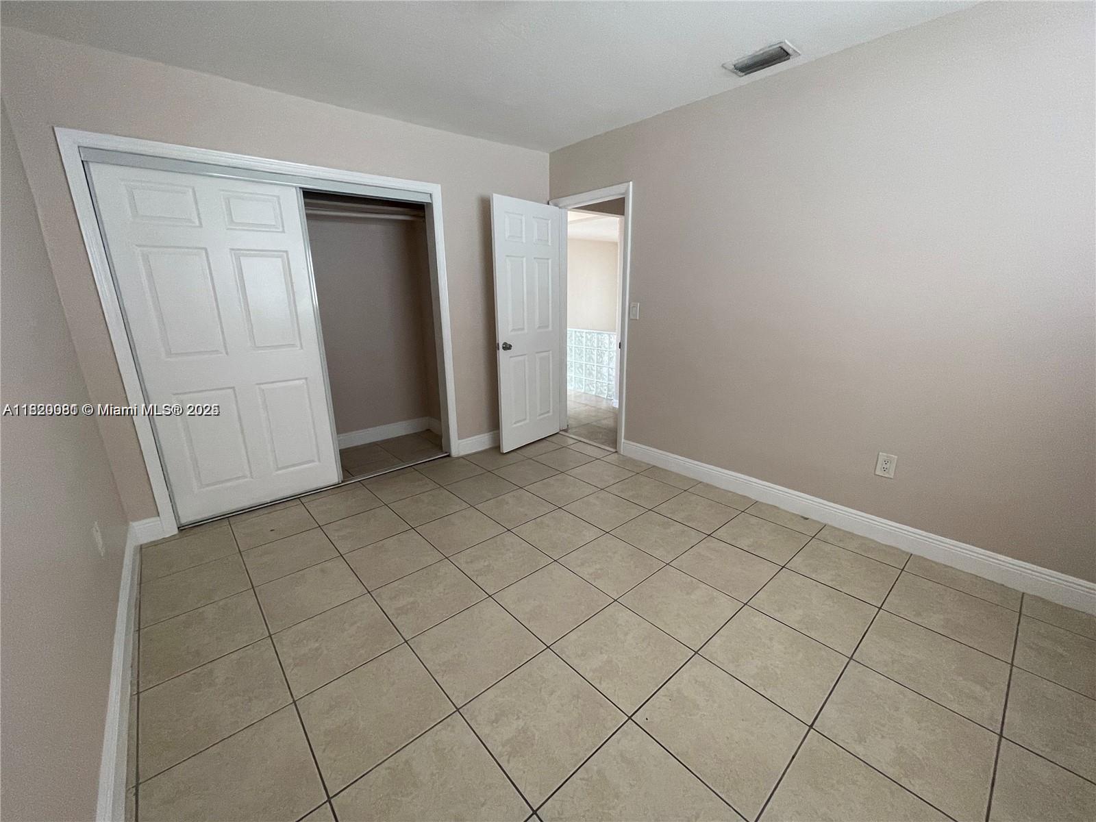 Residential, Miramar, Florida image 13