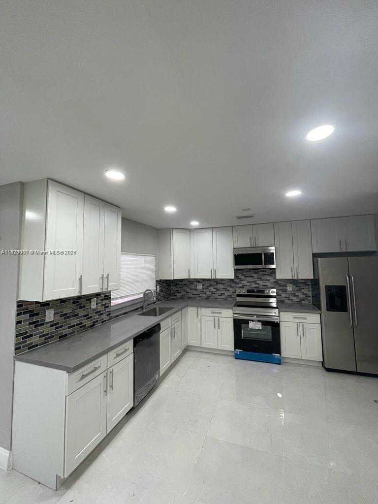 Residential, Miramar, Florida image 4