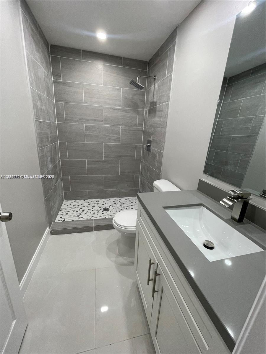 Residential, Miramar, Florida image 9