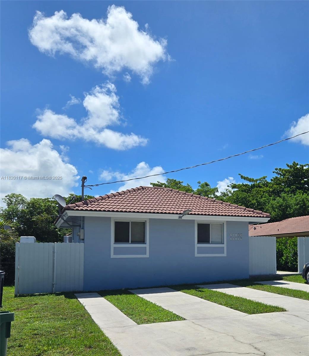 Property photo # 0