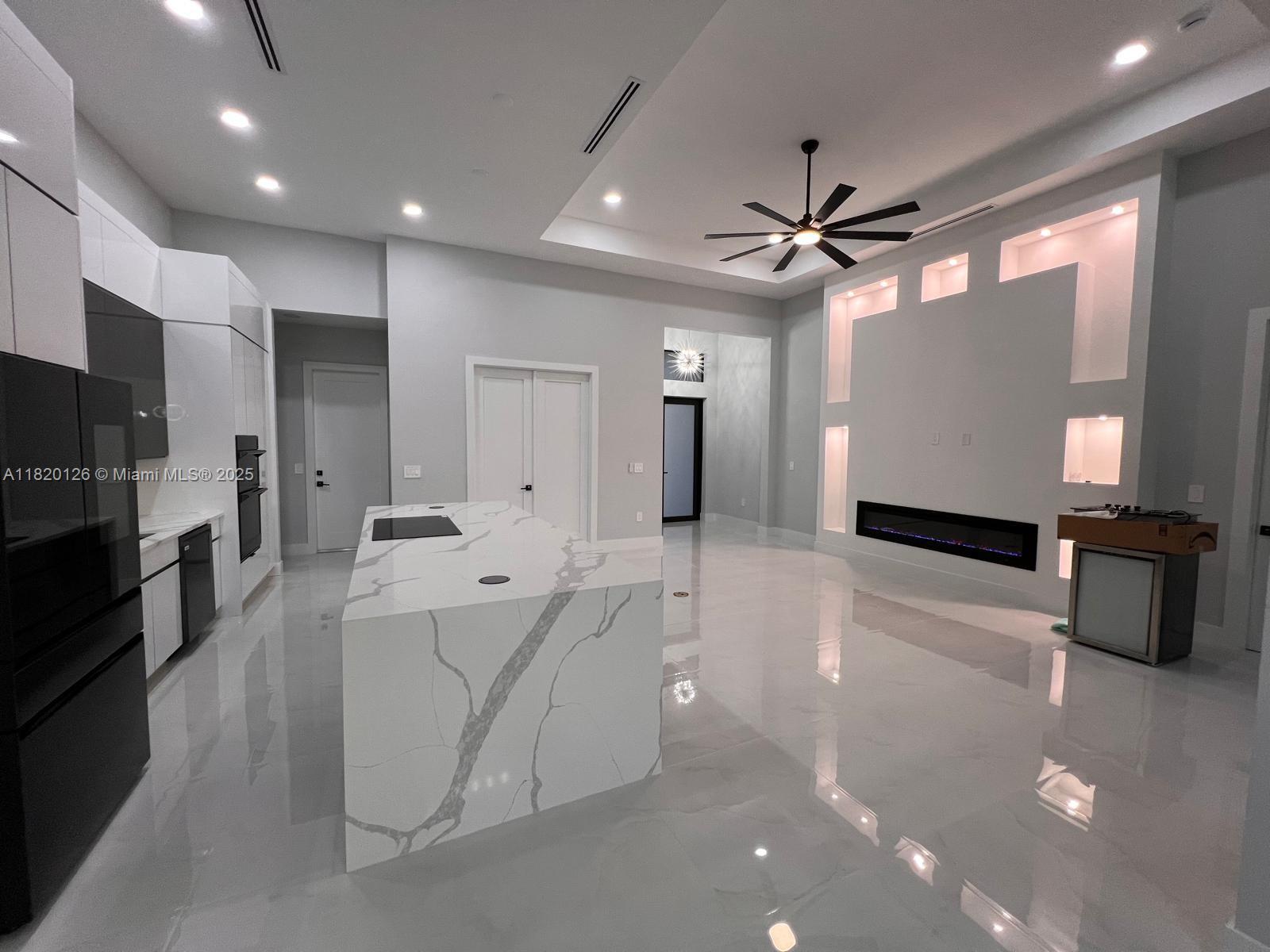2033 Embers Pkwy, Cape Coral, Florida image 36