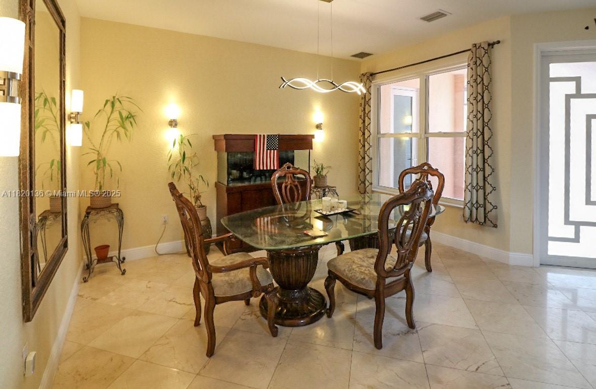4591 SW 131st Ter, Miramar, Florida image 5