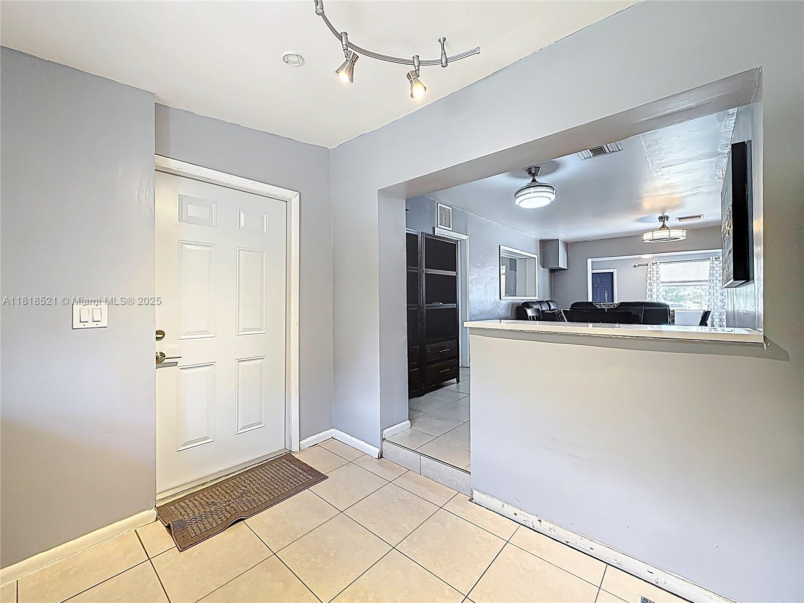 1301 SW 33rd Ter, Fort Lauderdale, Florida image 16