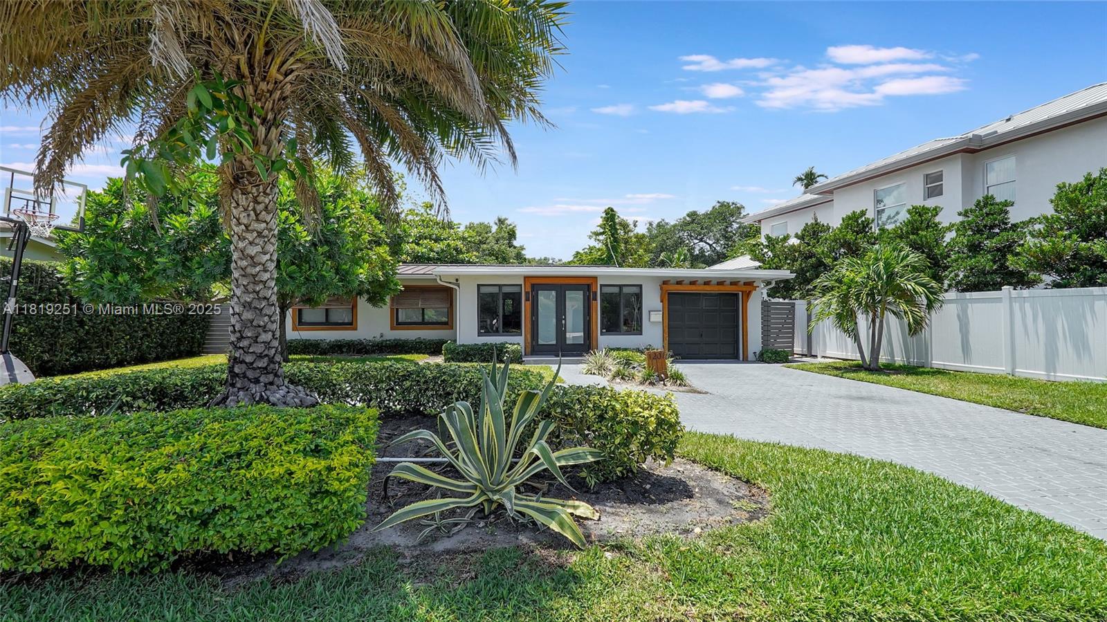 Property photo # 0
