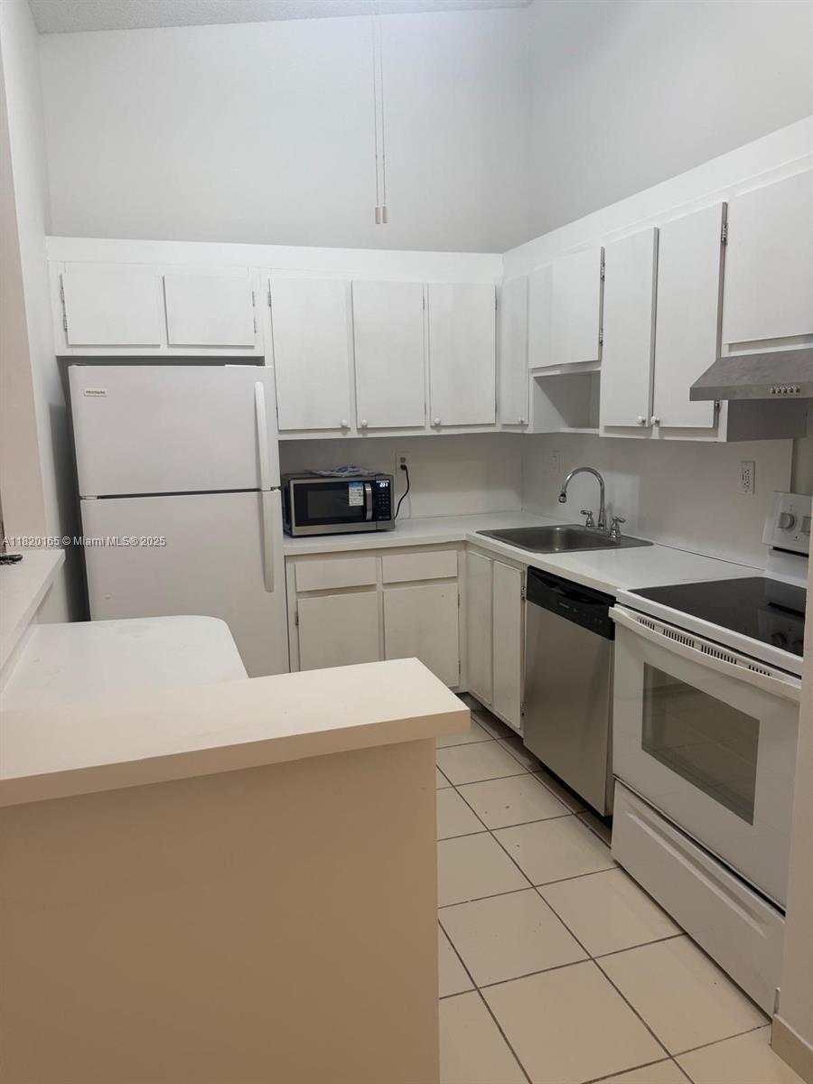 Property photo # 9