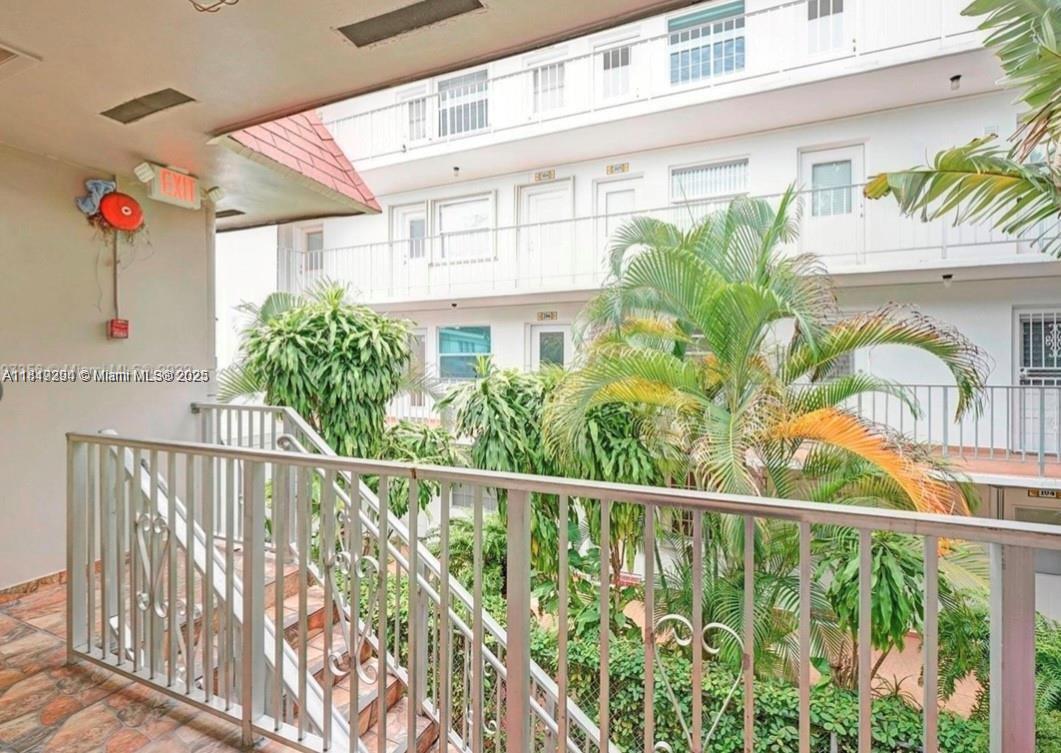 533 Meridian Ave #11, Miami Beach, Florida image 7