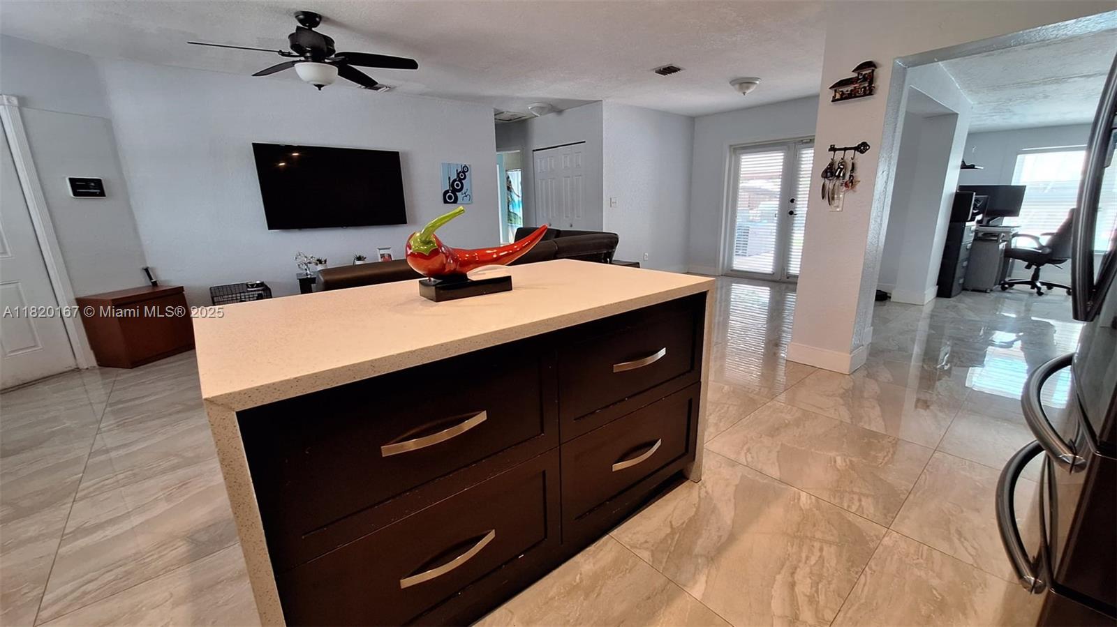 6810 Douglas St, Hollywood, Florida image 7