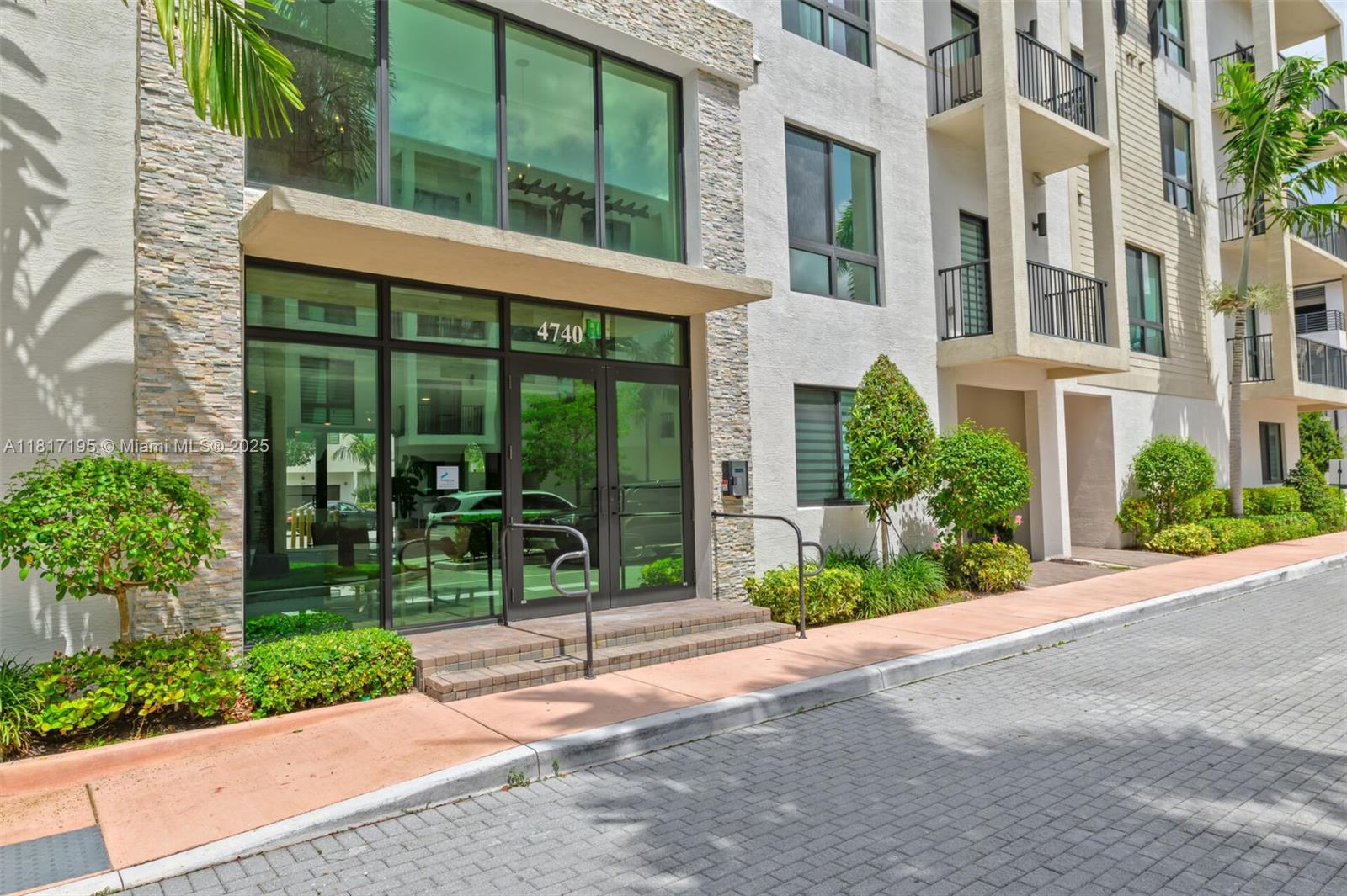4740 NW 84th Ct #38, Doral, Florida image 4