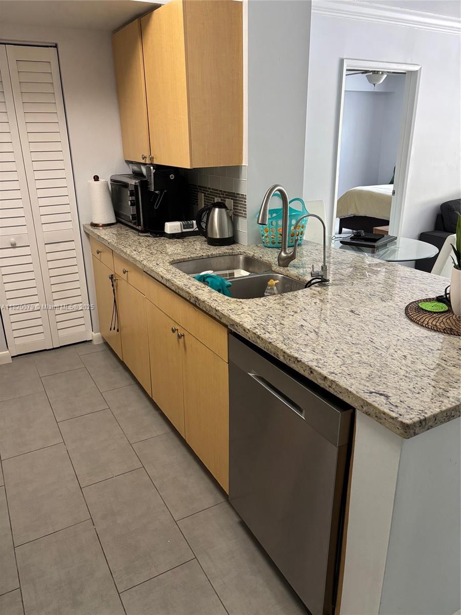 1900 Van Buren St #209B, Hollywood, Florida image 18