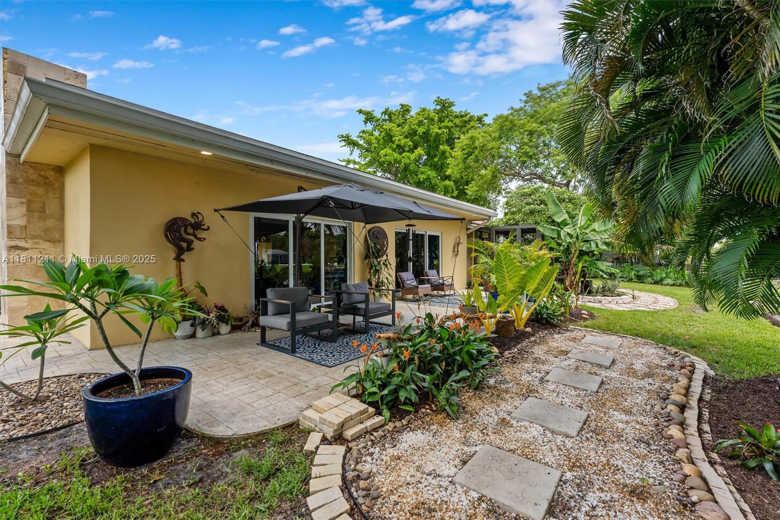 901 W Tropical Way, Plantation, Florida image 29